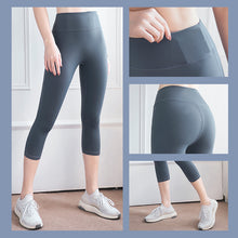 Load image into Gallery viewer, Soft high waist seamless yoga Capri leggings