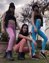 Load image into Gallery viewer, Smiling Booty lift leggings