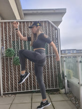 Load image into Gallery viewer, Compressive fitness long leggings