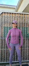 Load image into Gallery viewer, Running Jacket invisible pockets